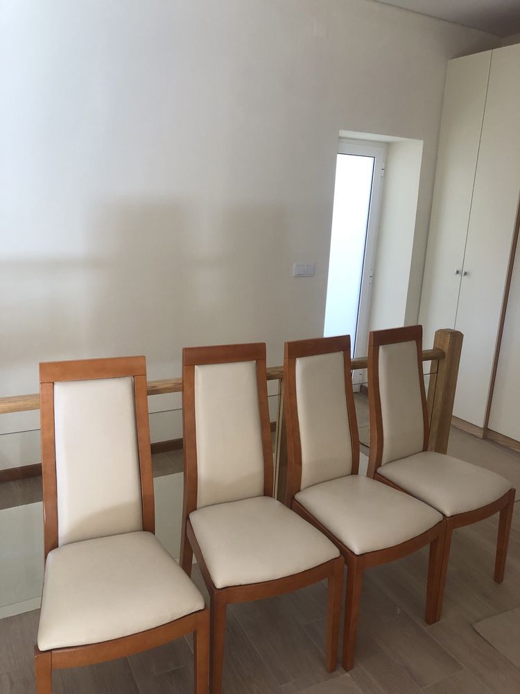 Vendo masa ext. Com seis cadeiras