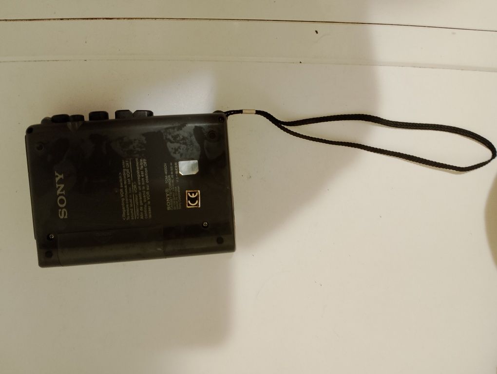 Sony Cassette Player z głośnikiem.  Dobry stan. Działa