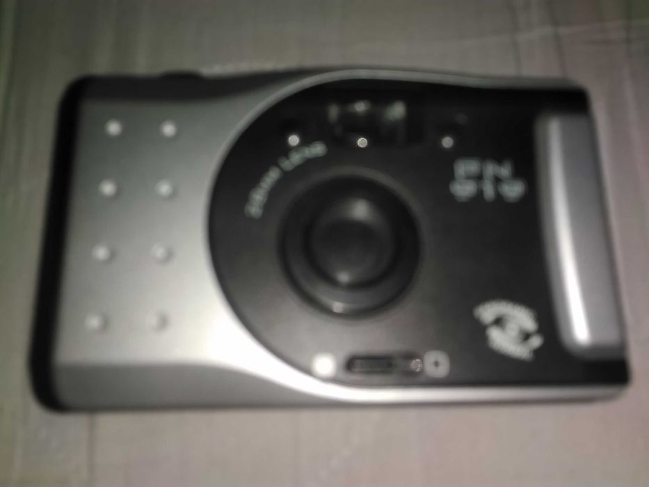 Aparat analogowy reklamowy. Zdjęcia zwykłe lub panorama.