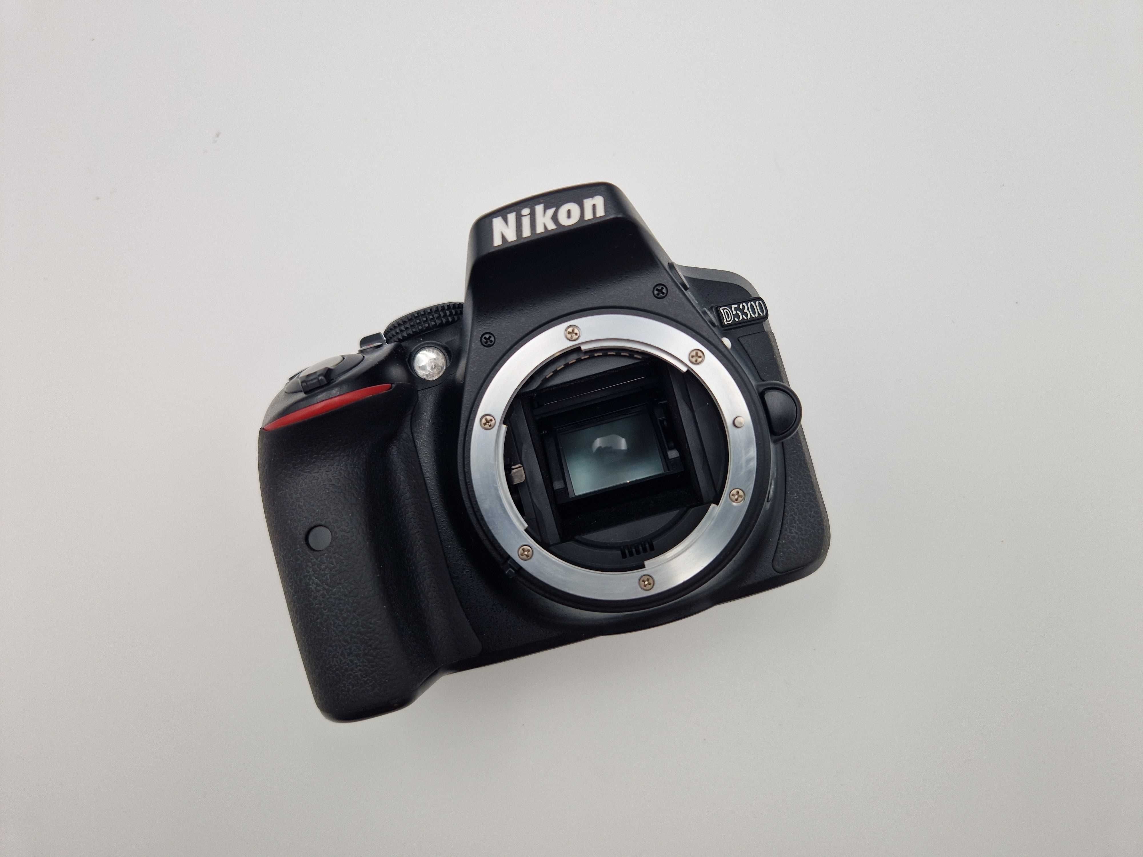 .Aparat Nikon D5300 body - 32GB - 29 tys. zdjęć - zadbany!