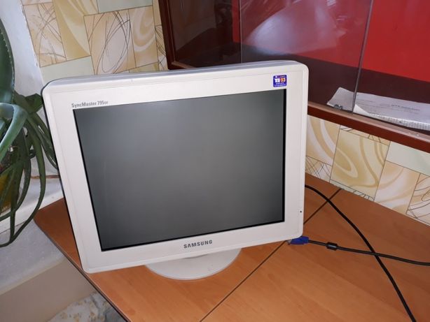 Компьютер HT2000 ATX V2.X, Athlon, монитор SynkMaster795df