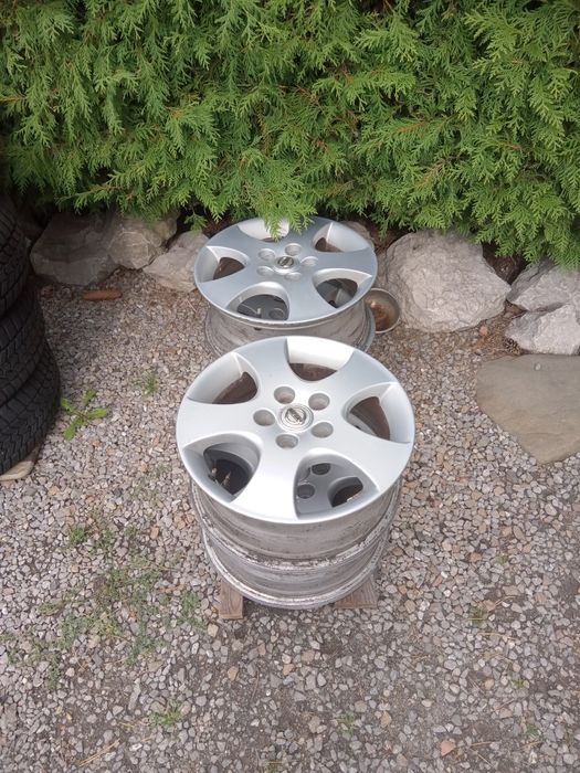 opony debica frigo r16  205 60  8mm zima