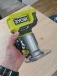 Frezarka Ryobi RTR18-0