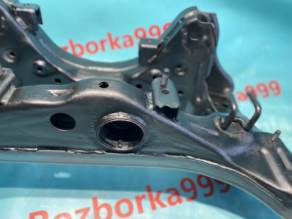 Балка задня Nissan Qashqai j10 4x4 подрамник Кашкай 4wd