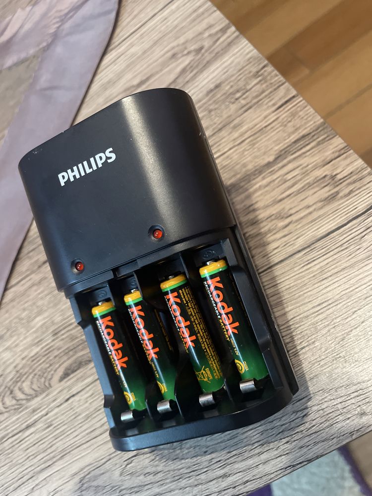 Ładowarka do akumulatorow PHILIPS SBC1490NB/12, POLECAM!