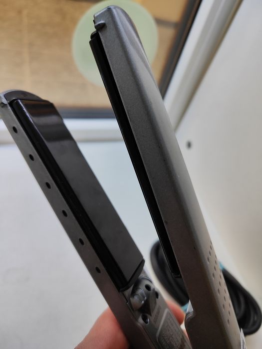 BaByliss PRO професійний 
Вирівнювач волосся