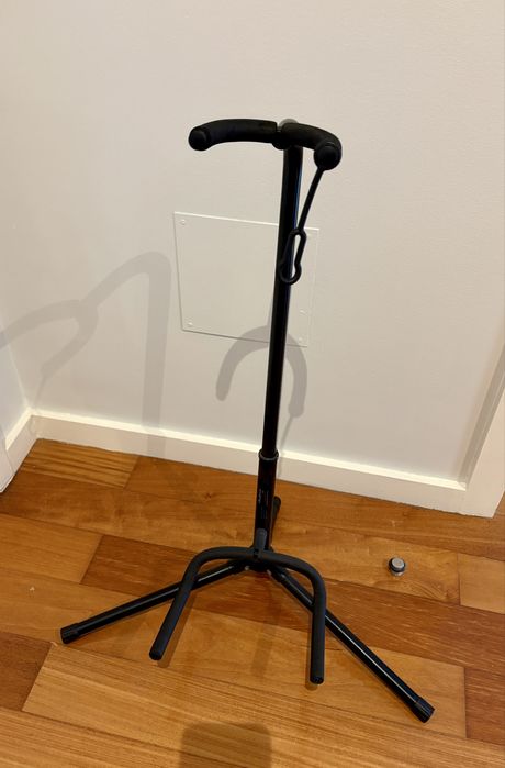 Guitarra classica + Saco + Suporte + afinador digital