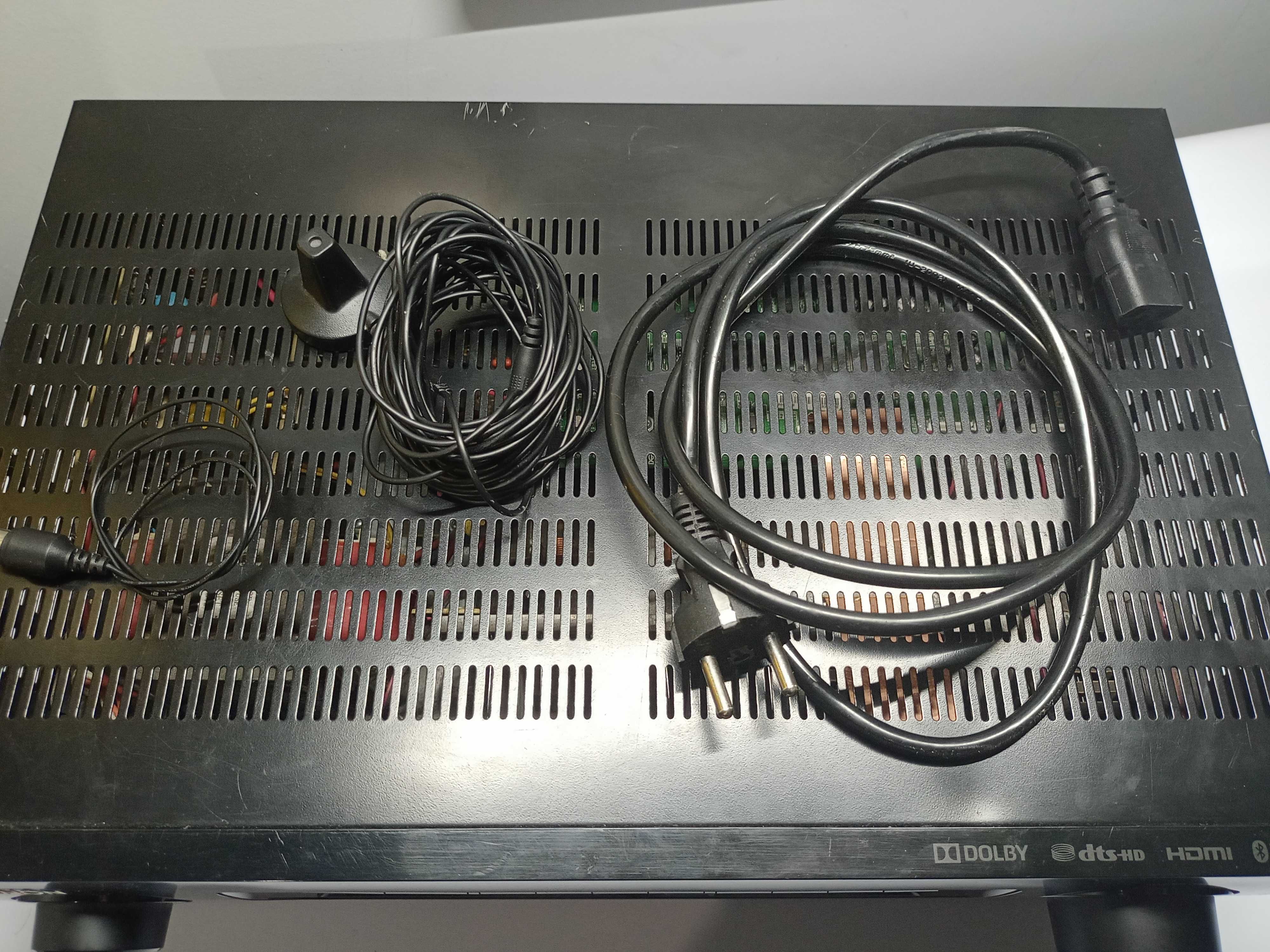 Amplituner denon AVR-x520bt