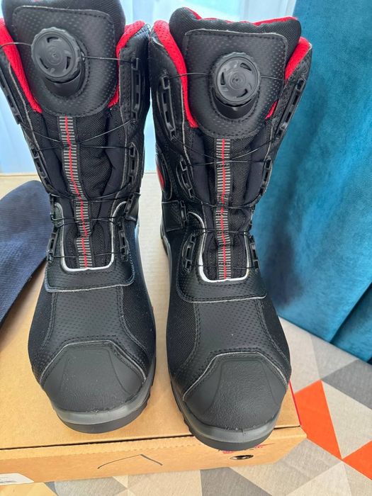 Продам[ лыжные,рабочие] сапоги Red Wing не Саломон