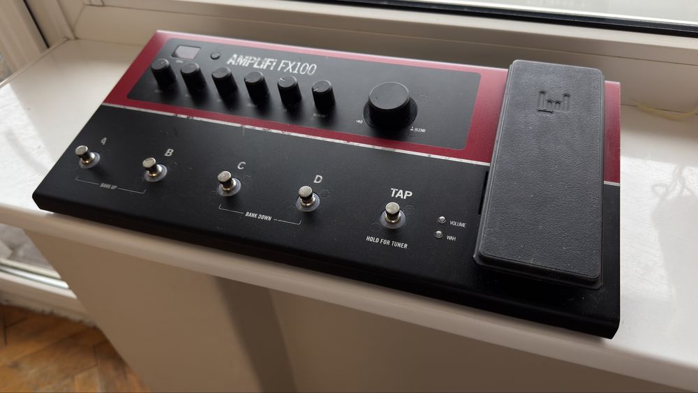 Line 6 - Amplifi FX100