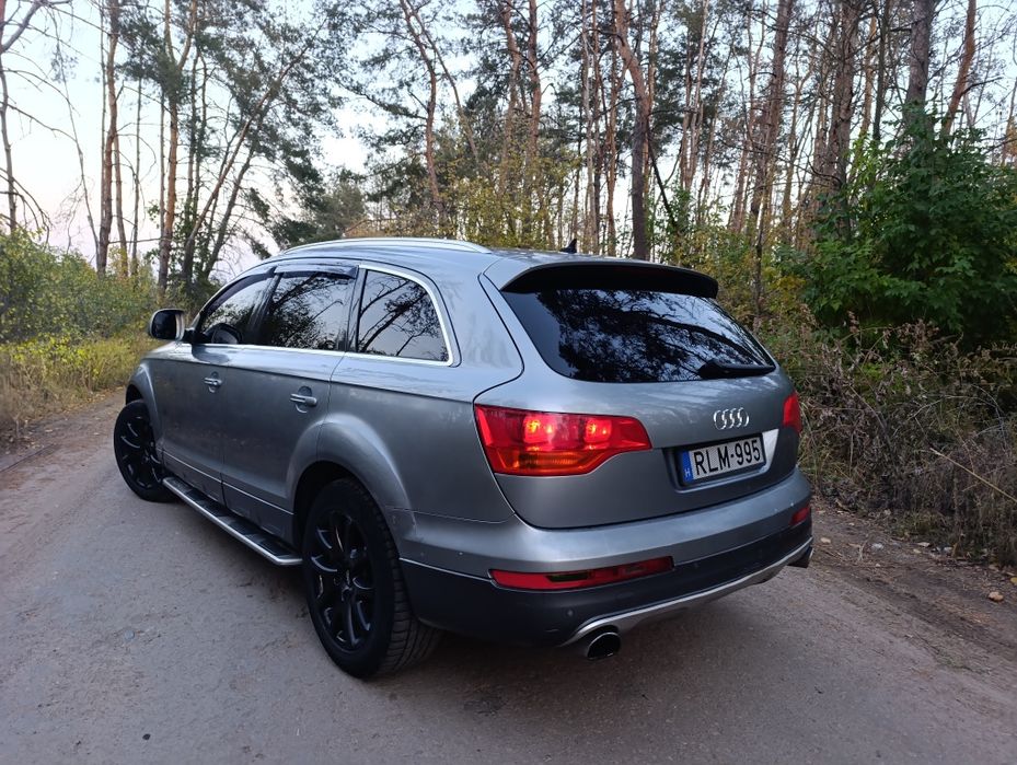 Продам Ауди Q7 diesel 3.0