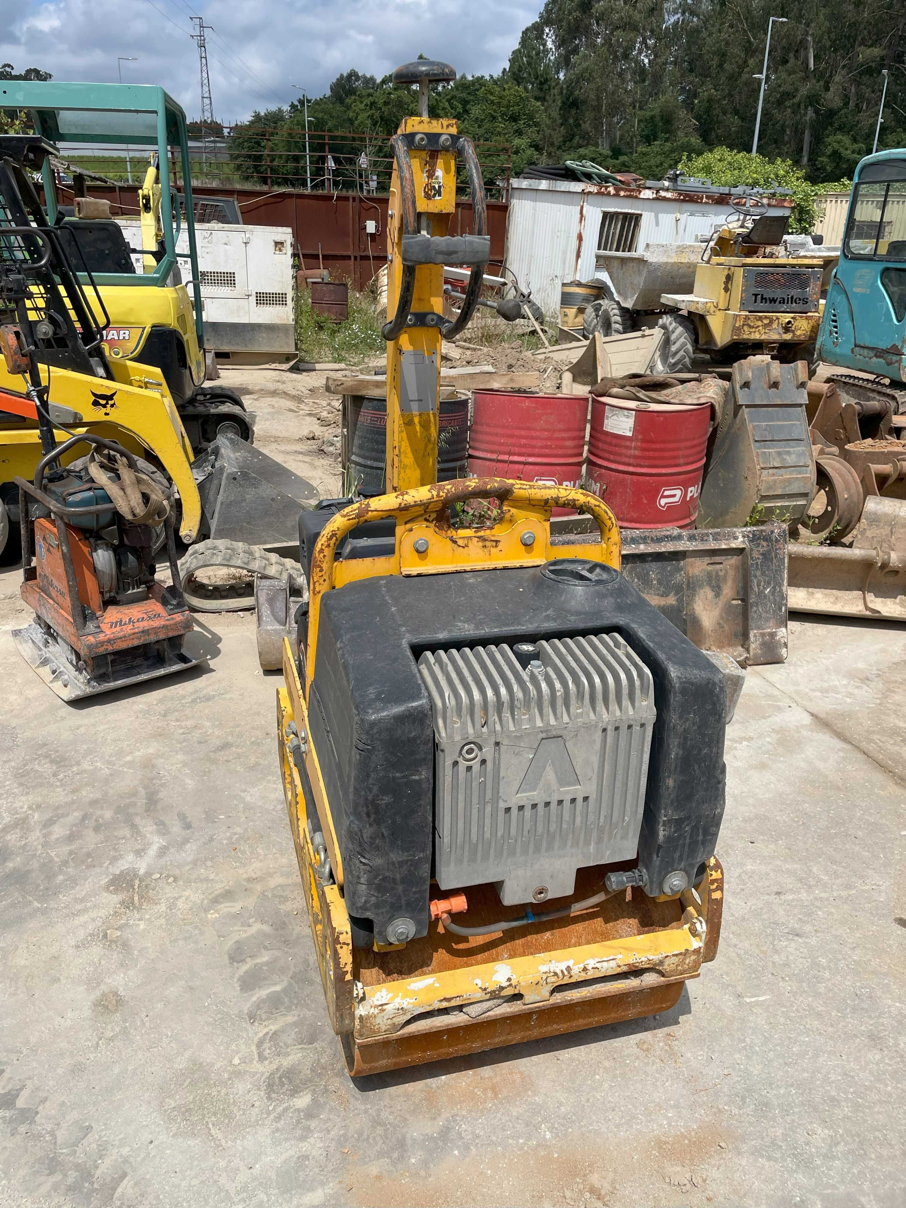 Cilindro compactador apeado Ammann ARW65