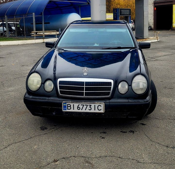 продам Mercedes w210 на полном ходу