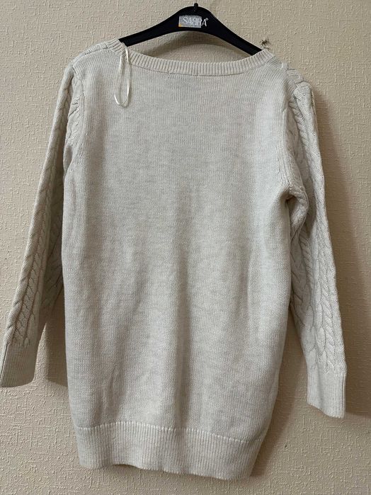 Білий в'язаний светр ф. H&M р-S відмінний стан