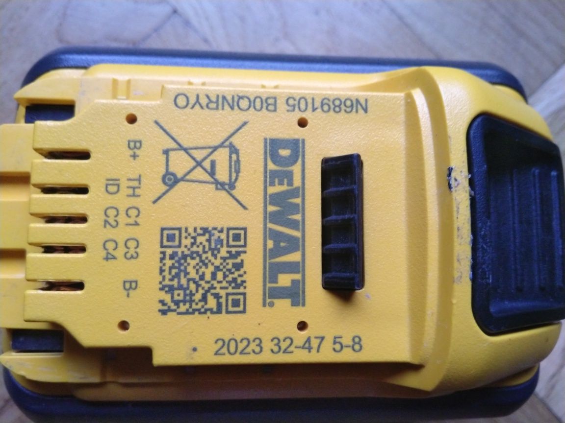 Akumulator bateria Dewalt flexvolt 18V DCB547 9Ah 18V/54V 2023r