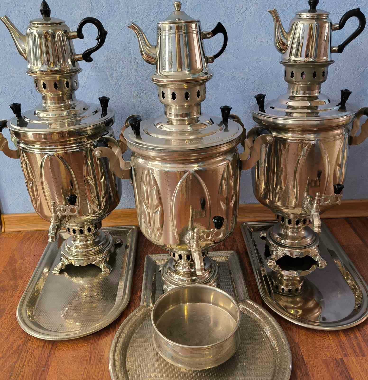 Продам! Чайники ,  заварники , подносы