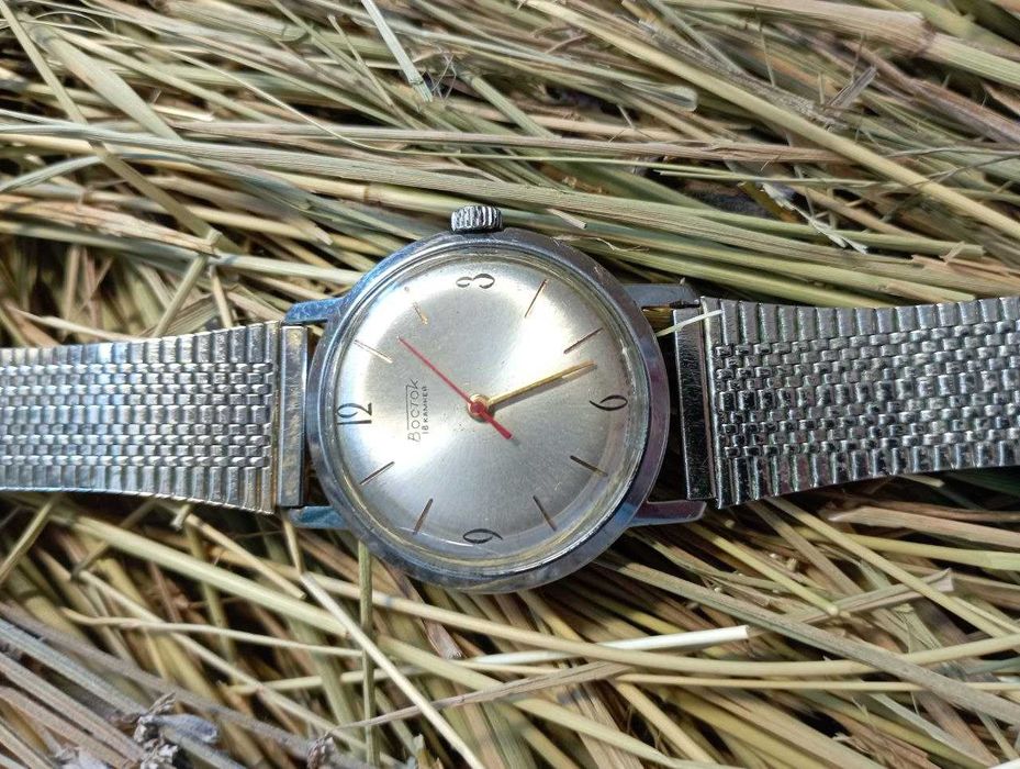 Часы ретро разные ROMANSON