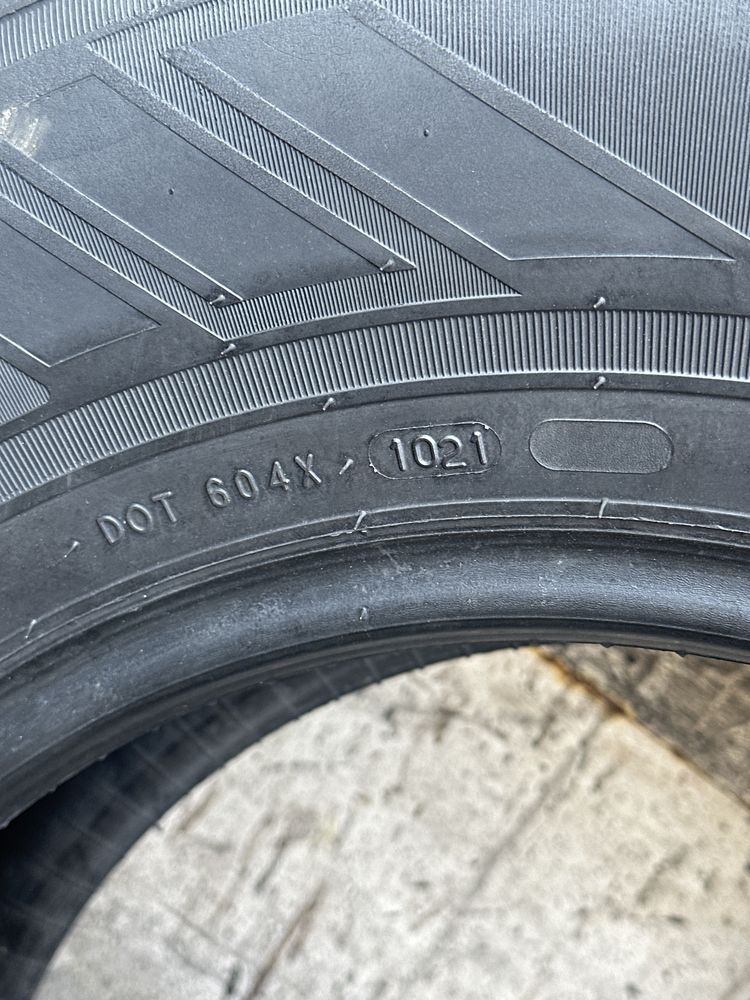 Opony letnie nokian 225/75r16c