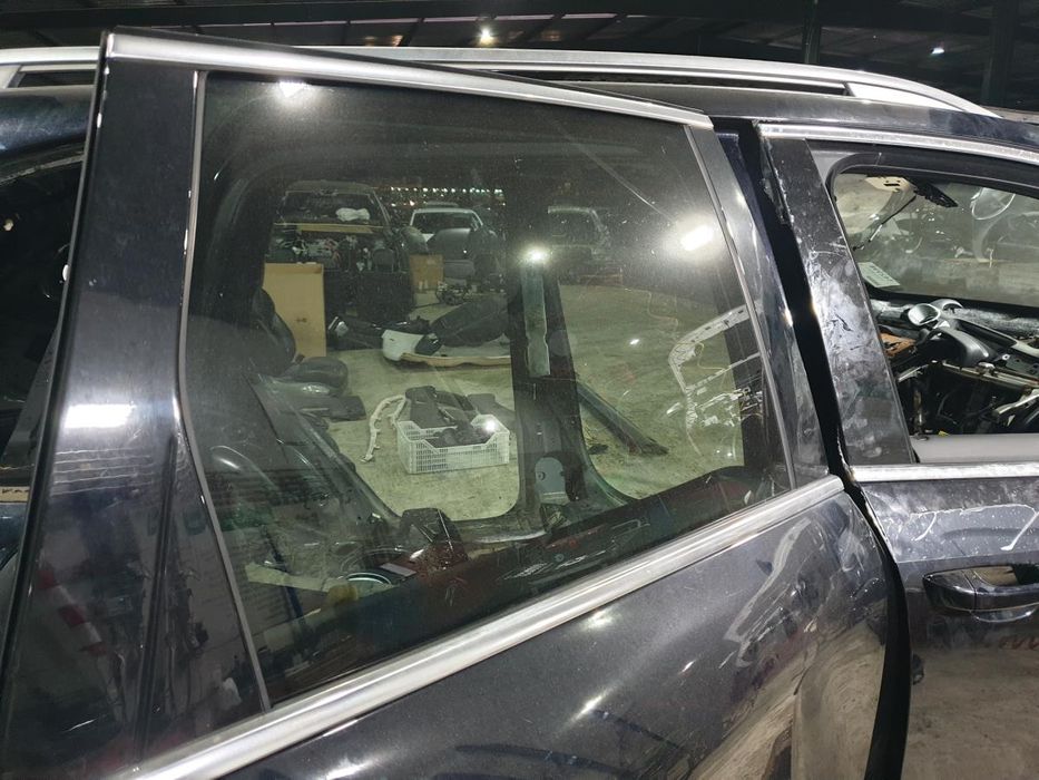 Vidro porta trás direito PORSCHE Cayenne (92A)