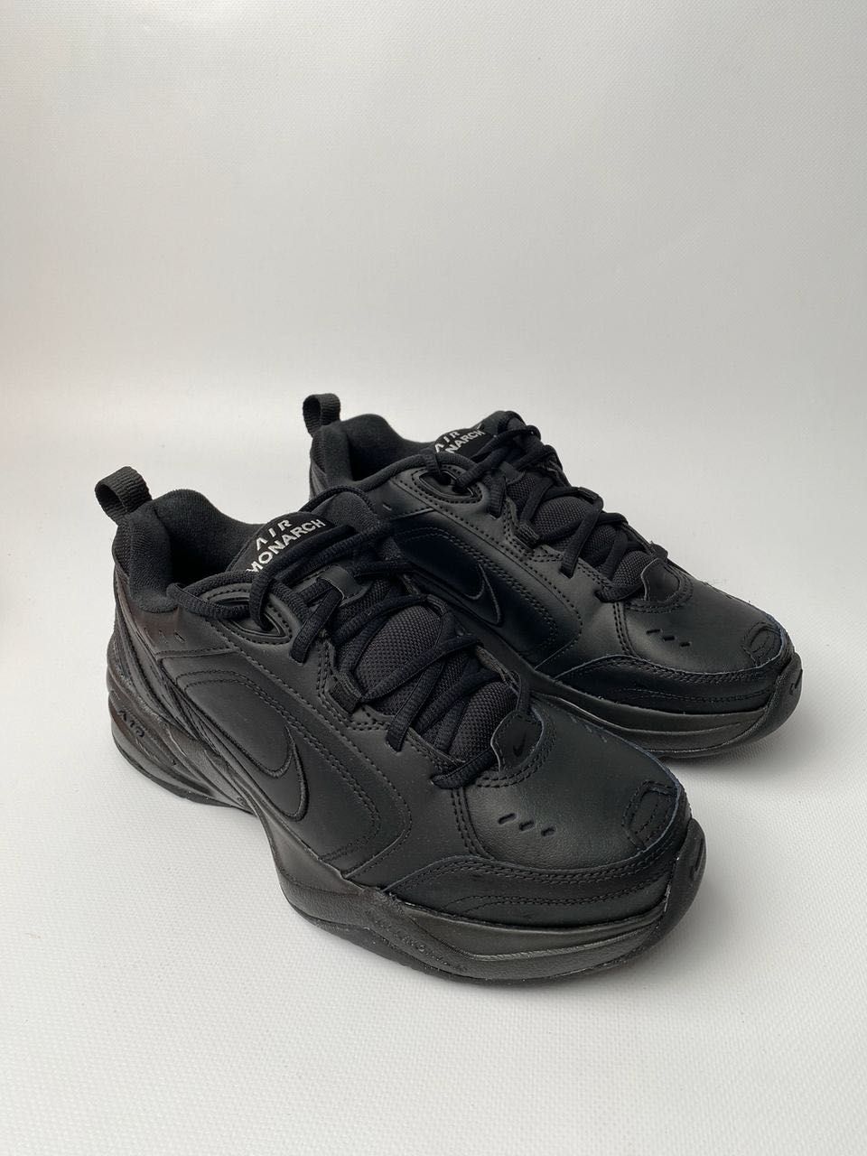 Кросівки чоловічі Nike Air Monarch Iv