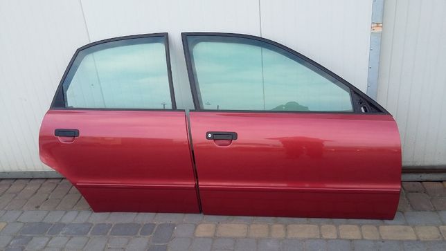 drzwi audi a4 1998 rok sedan czerwone