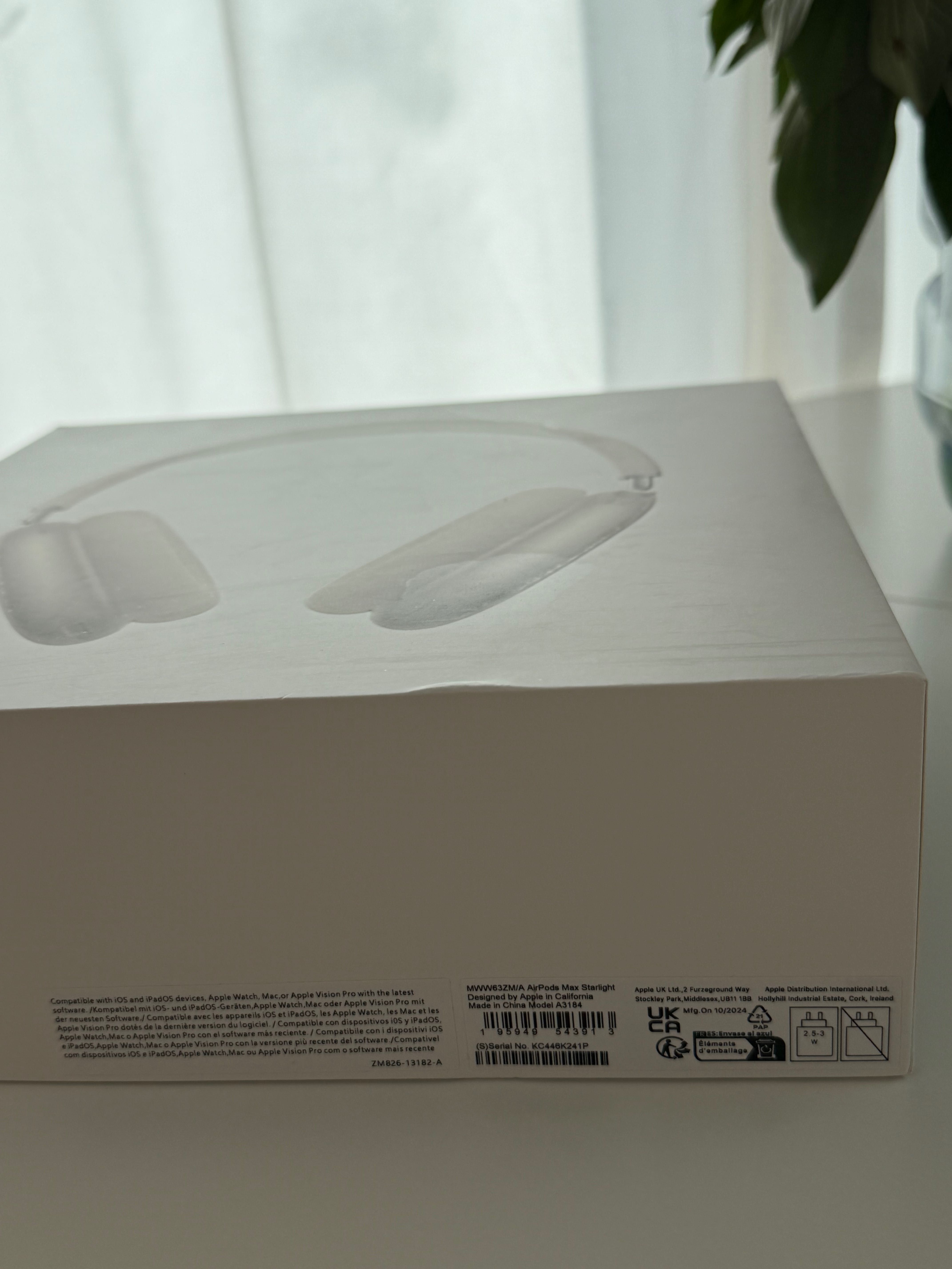 AirPods Max starlight