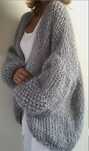 Sweter oversize ręcznie robiony