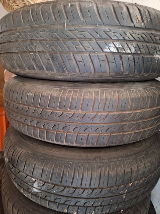 4x felgi R13 z oponami letnimi, fiat panda,