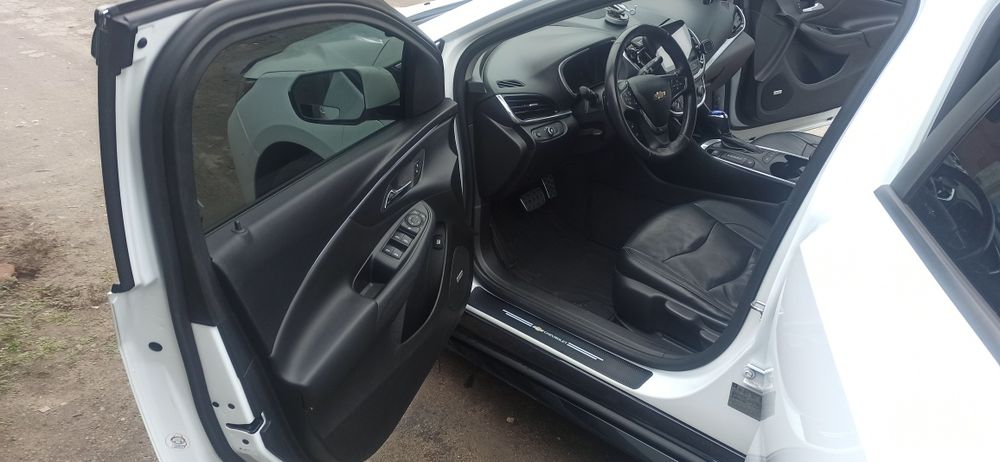 Шевроле вольт 2 Premier 2018