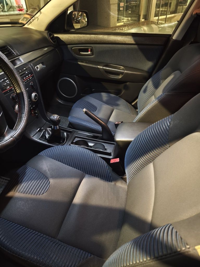 **MAZDA 3.  1.6 diesel**