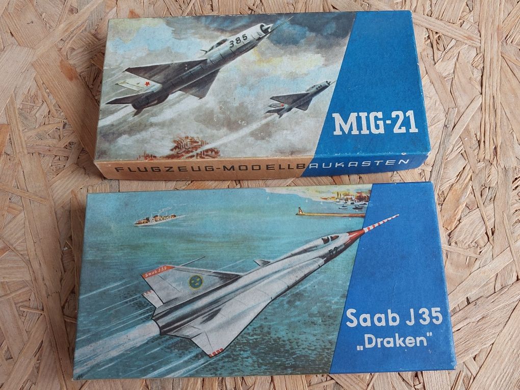 2 pudełka po modelach do sklejania MIG-21 i Saab J35