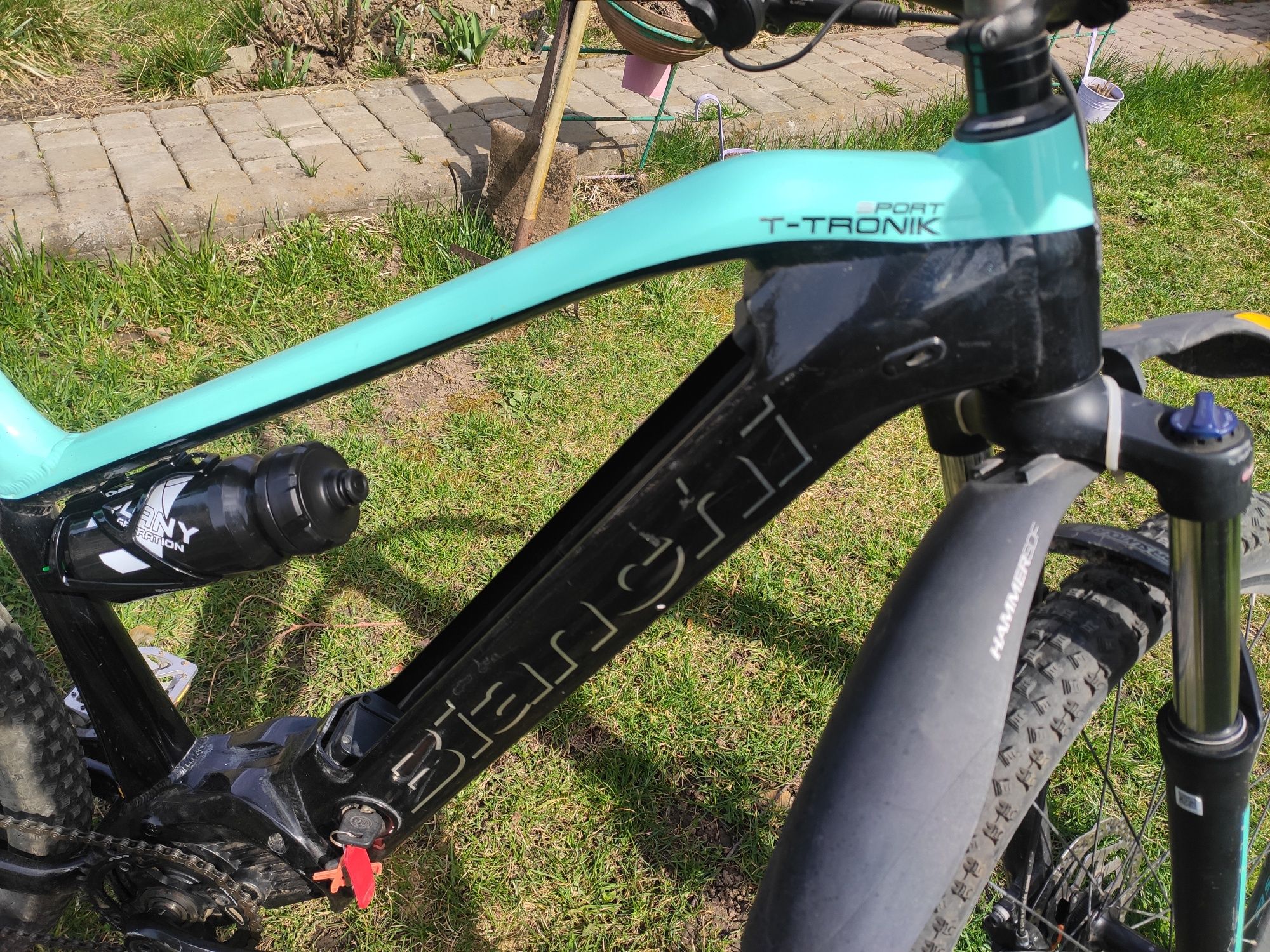 Продам электро велосипед Bianchi T-tronik