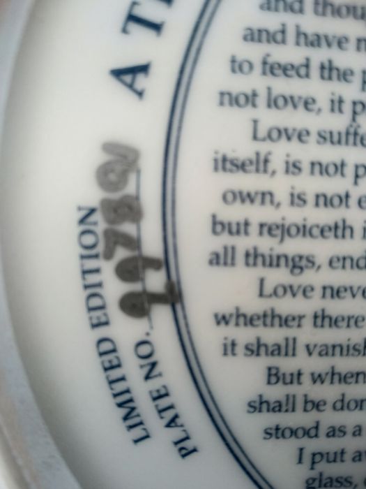 Prato numerado em Fina Porcelana da Princesa Diana