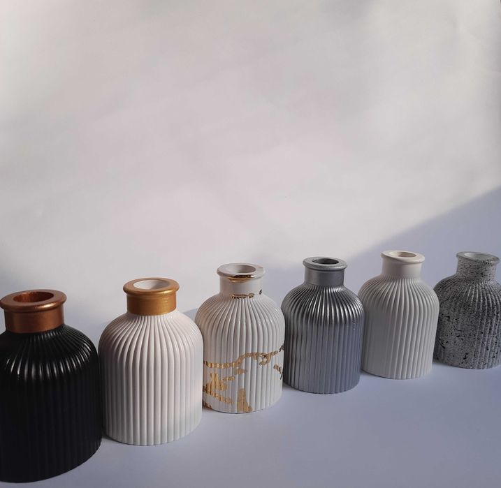 Гіпсова ваза для сухоцвітів