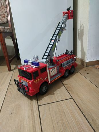 Пожежна машина 57см×15см