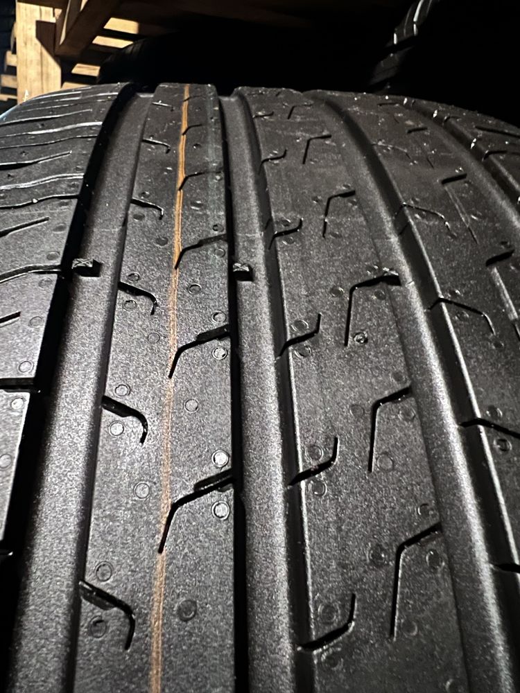 245/45/18 Continental EcoContact 6 245/45 R18