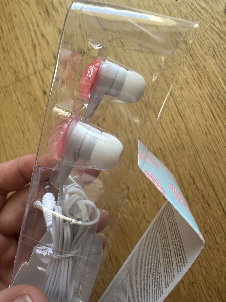Słuchawki douszne sinsay earphones muszelki różowe nowe