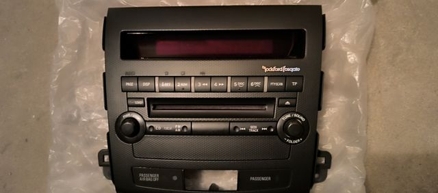 Radio Rockford Fosgate z otwarzaczem CD