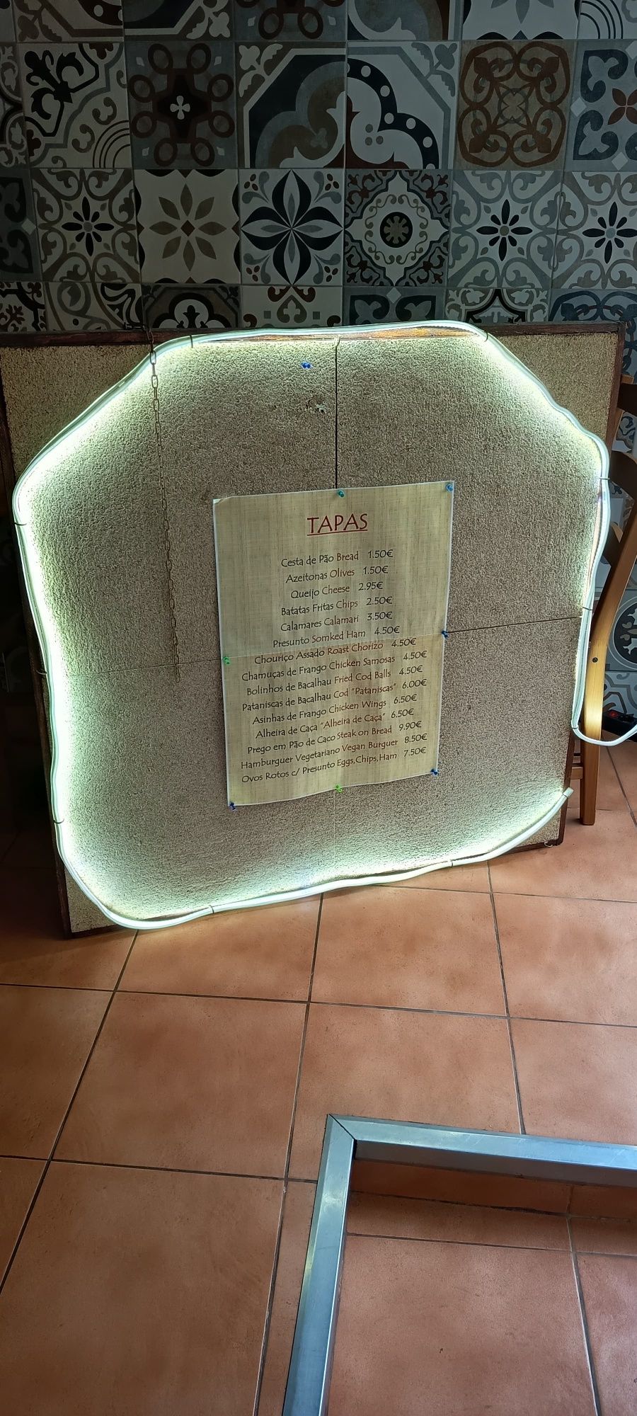 Quadro Grande Cortiça com Iluminação Led