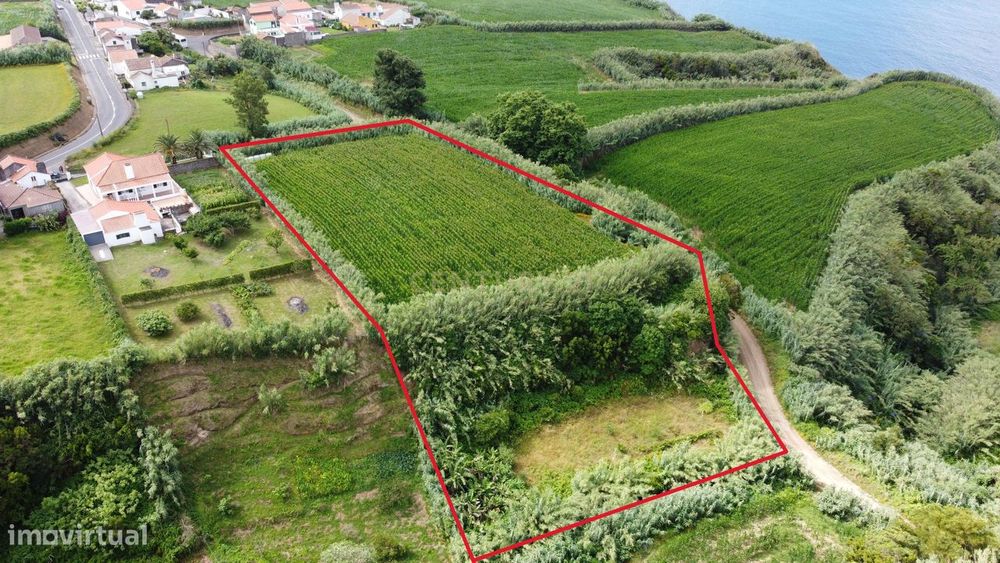 Terreno à Venda com Vista Mar em Candelaria ,Ponta Delgada, São Miguel