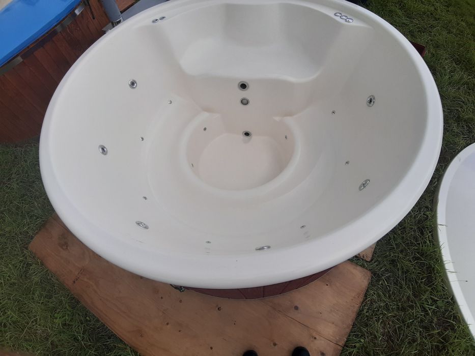 Balia ogrodowa Ruska BANIA Jacuzzi