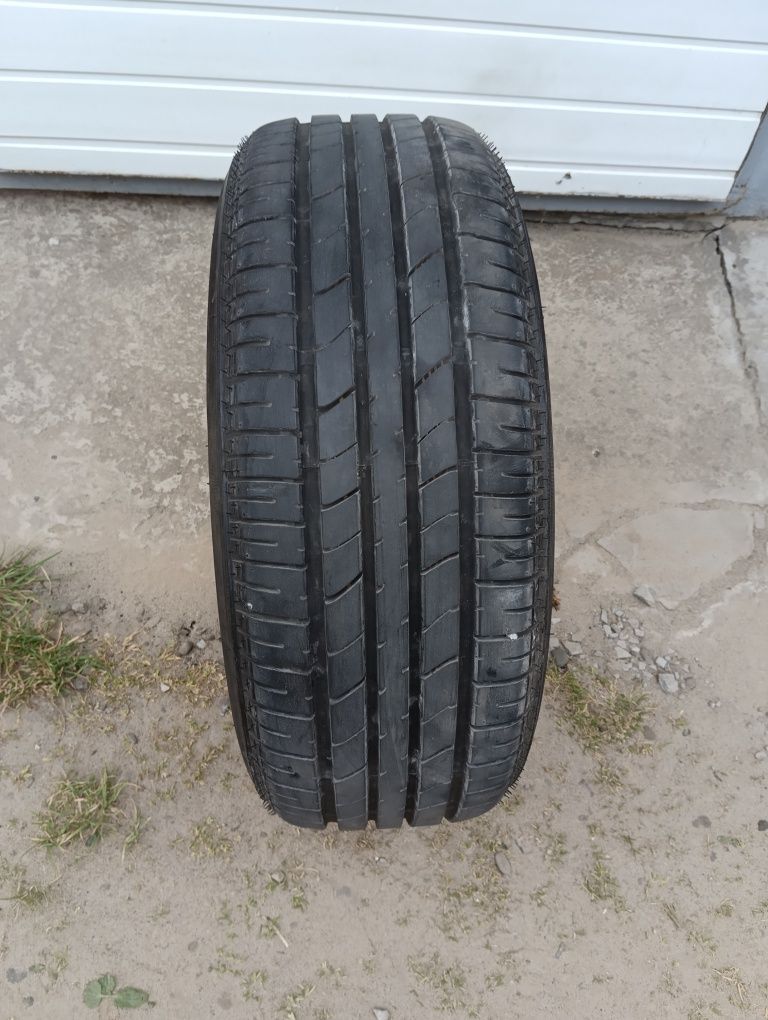 Bridgestone turanza R 16. 205/55