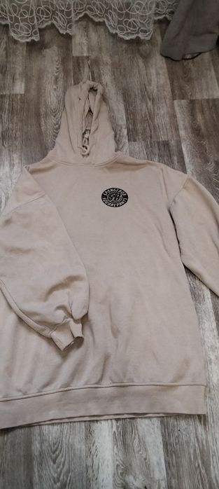 Лот жіночого одягу