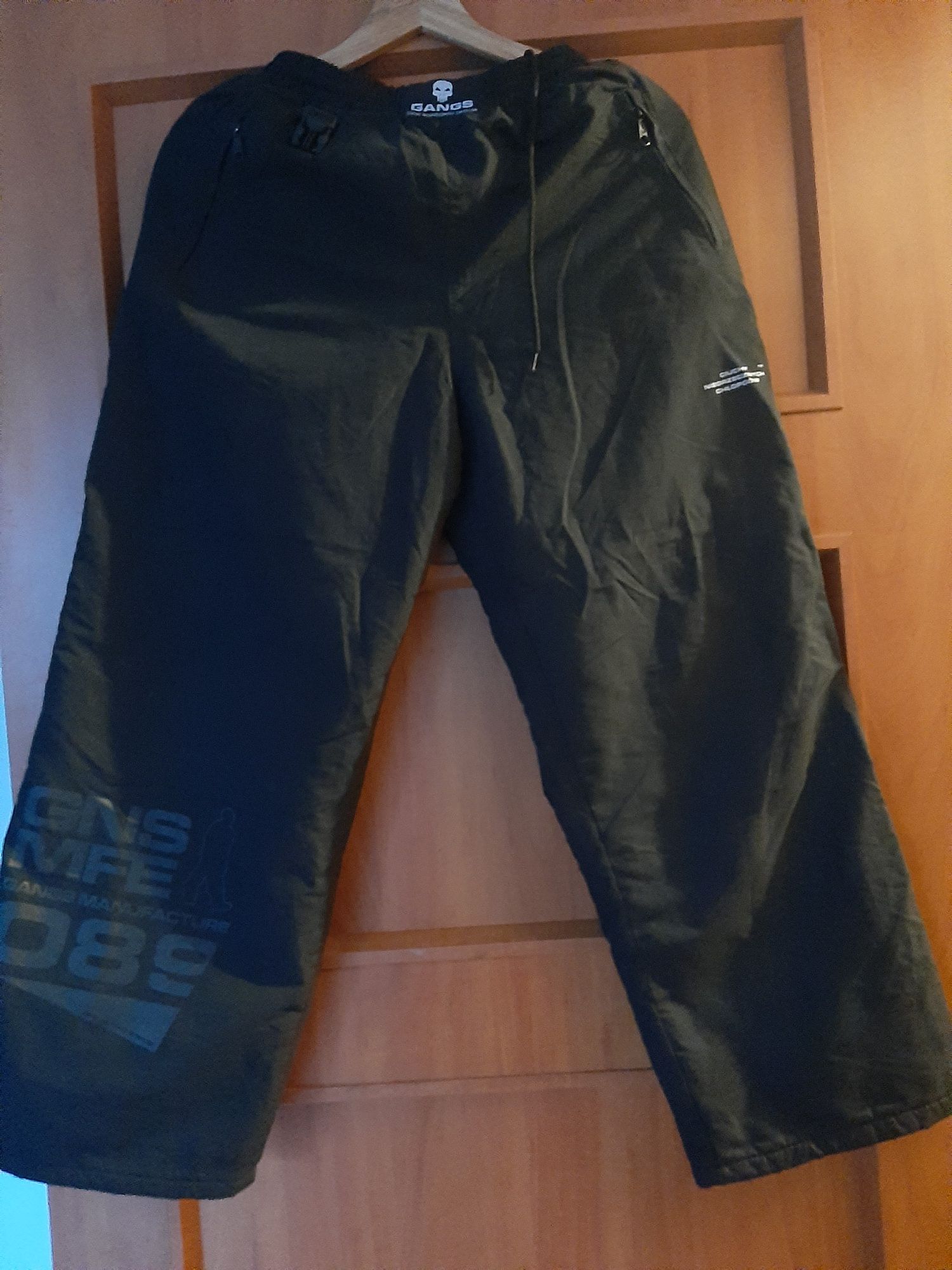 Zimowe/narciarskie spodnie chłopięce - 152 cm