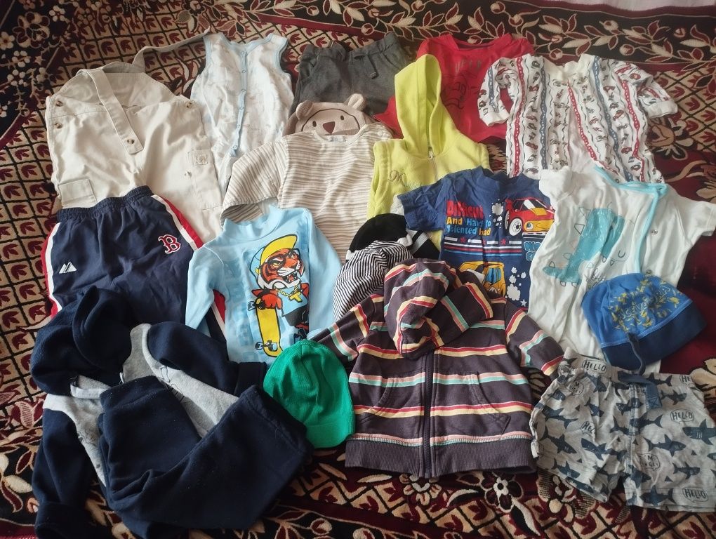 Одяг на хлопчика 9-12 міс