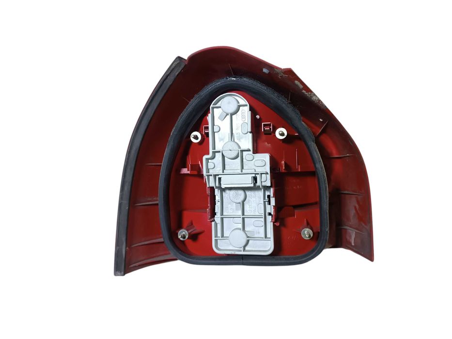 Lampa Prawy Tył Prawa Tylna Audi A3 8L Przedlift