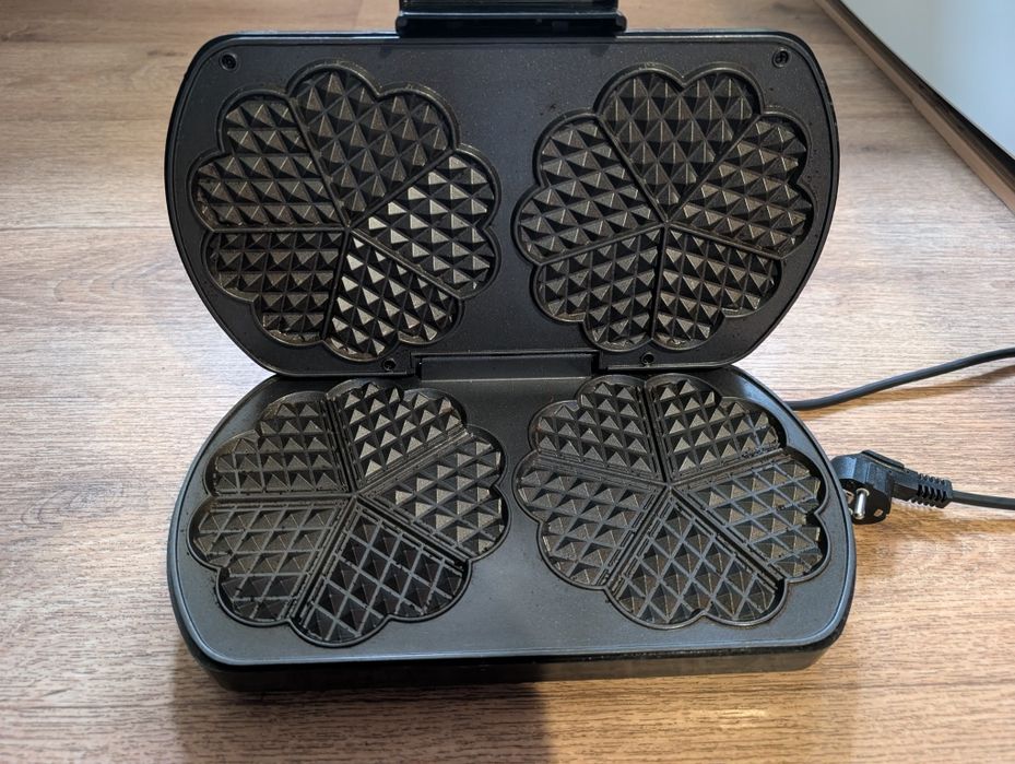 Вафельниця  COOP