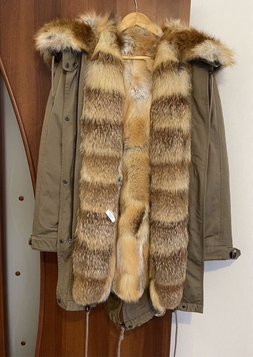 Парка з натуральним хутром лисиці
