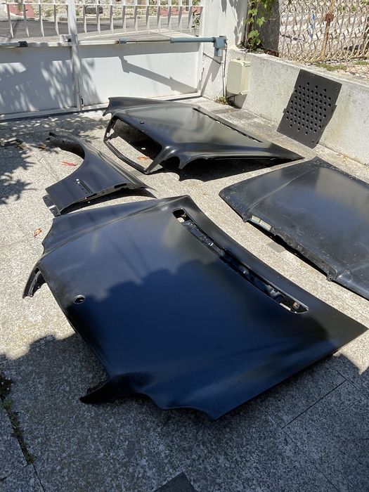 Capot mercedes guarda lamas