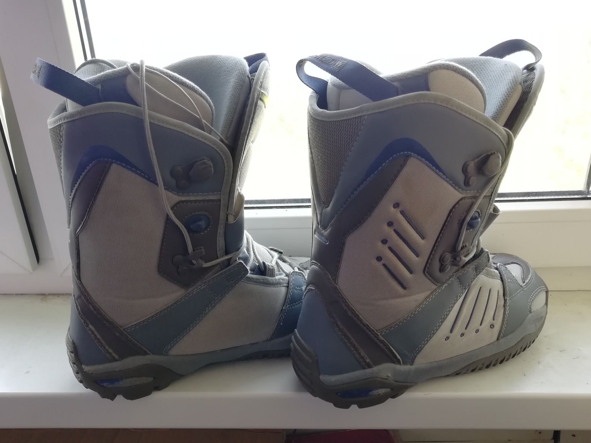 Взуття для сноубордингу Salomon (жіноче, 39 розмір)